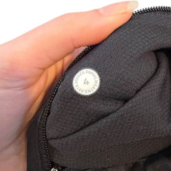 Lululemon Pace Rival Crop 22” Formation Camo Leggings Size 4 - Picture 3 of 4